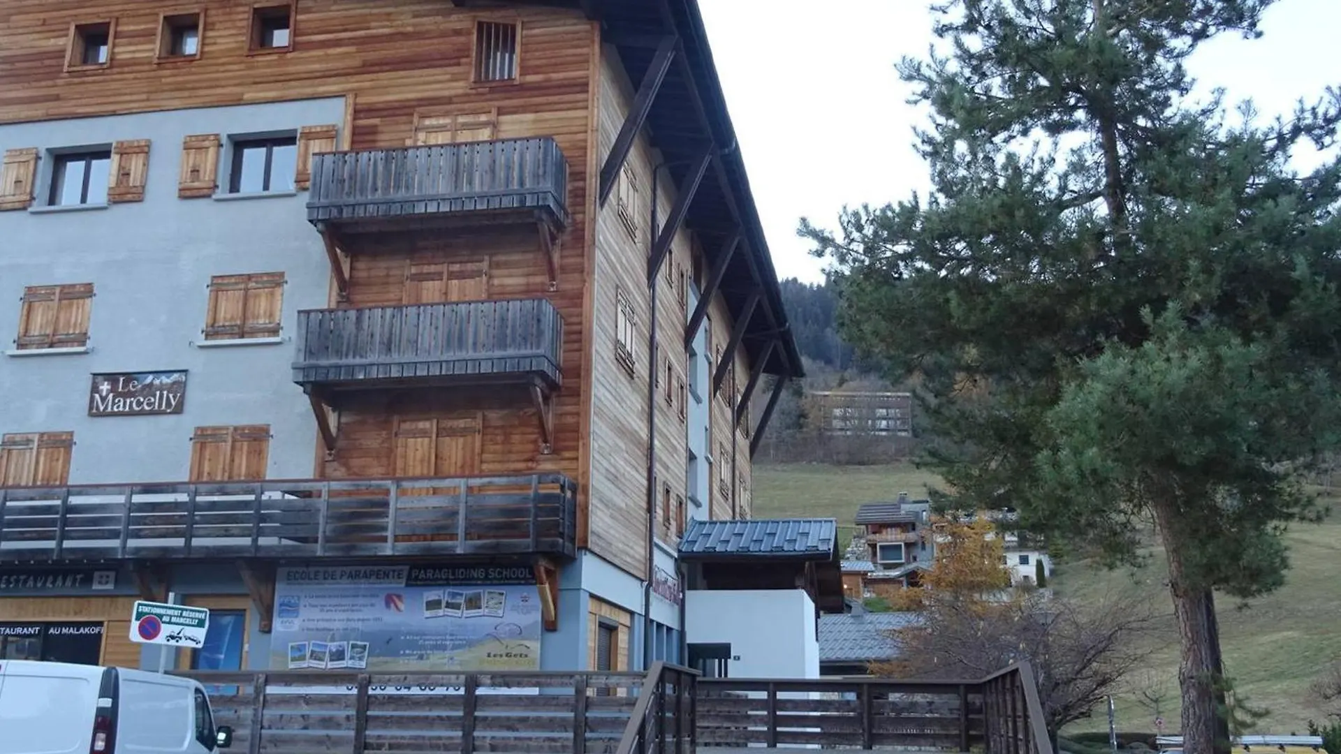 Les Gets - 2 Pieces Renove, 5 Pers, Centre, Confort, Garage, Pied Des Pistes Et Commerces - Fr-1-802-79 0*, Les Gets
